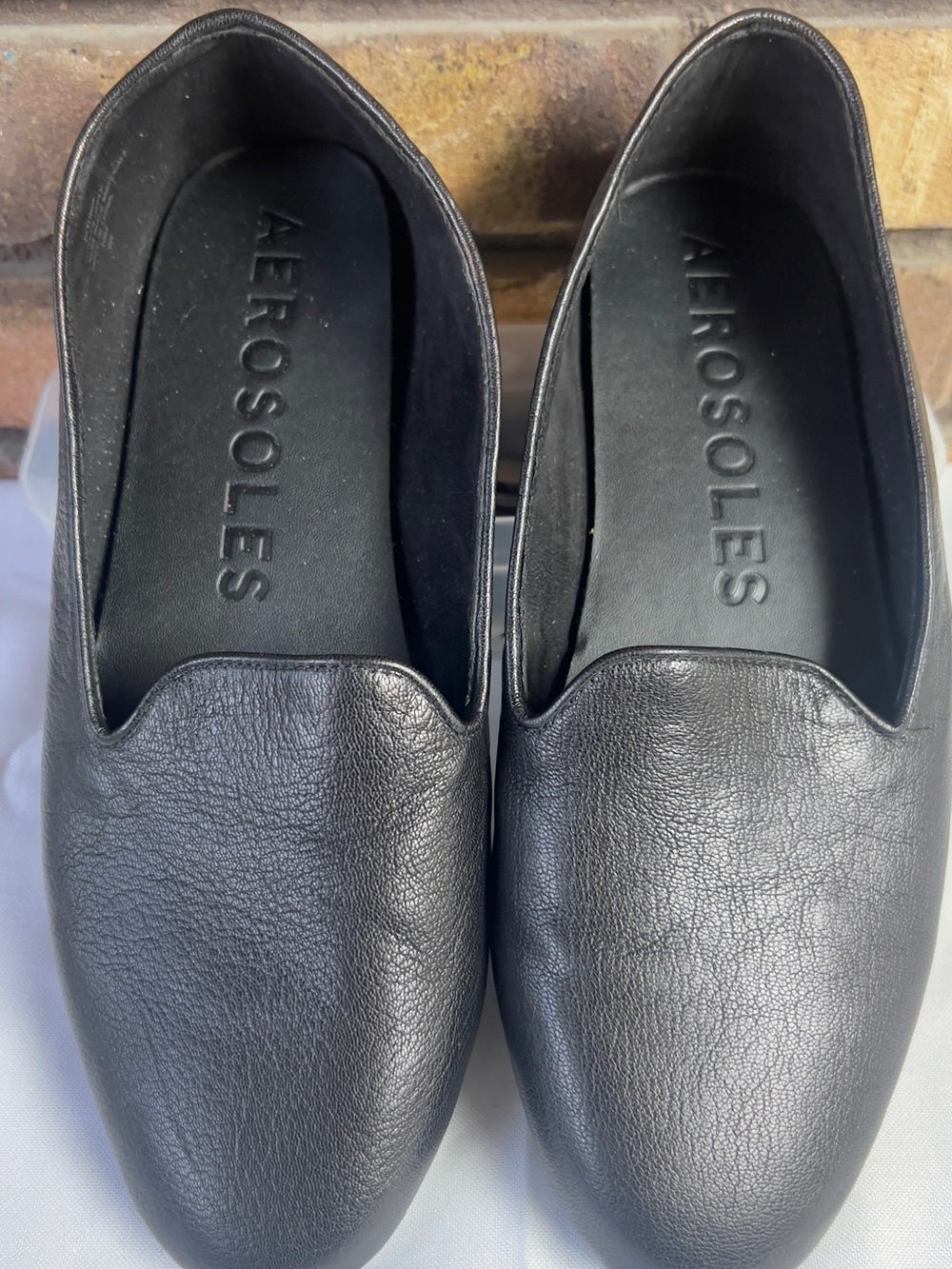 AEROSOLES Black Leather Slip-On Loafers